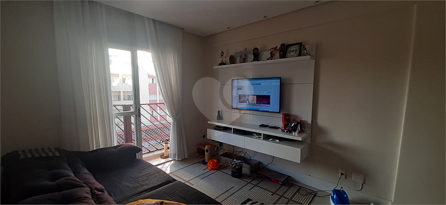 sala com varanda sol da manhã