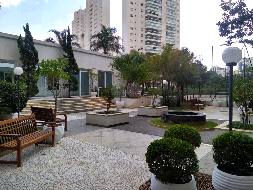 Venda Apartamento São Paulo Paraíso Do Morumbi REO633741 17