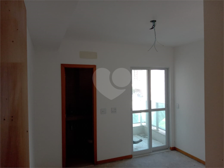 Venda Apartamento Salvador Barra REO633916 24