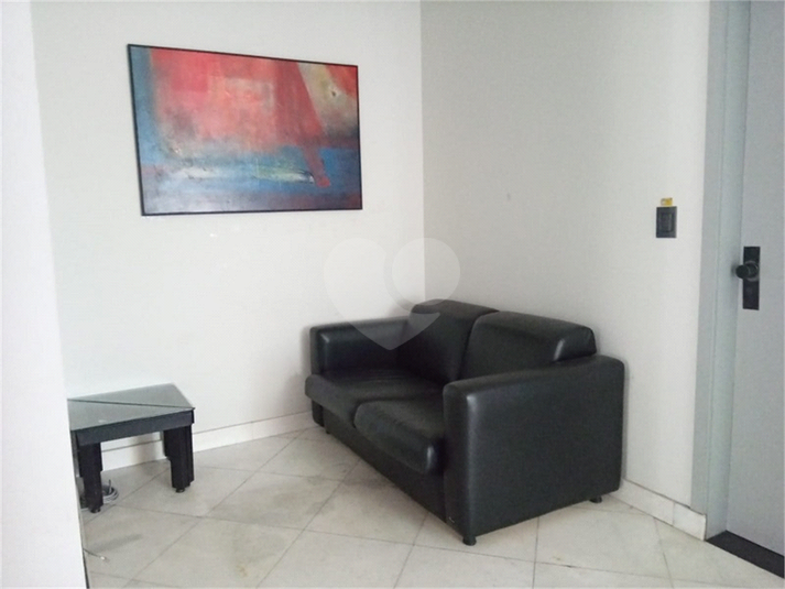 Venda Casa São Paulo Pacaembu REO633950 17