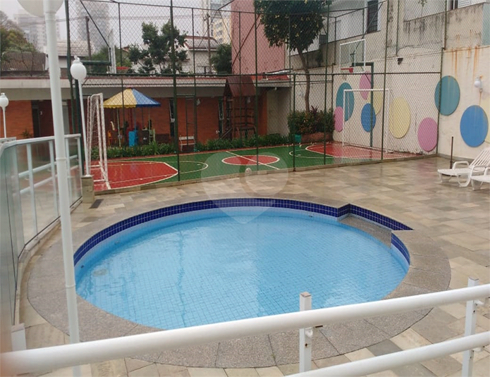 Foto REO637463