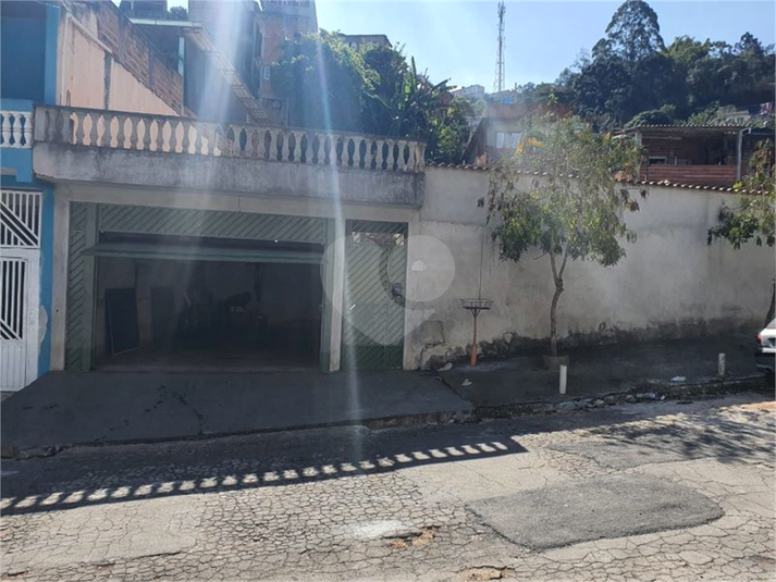 Foto REO637496