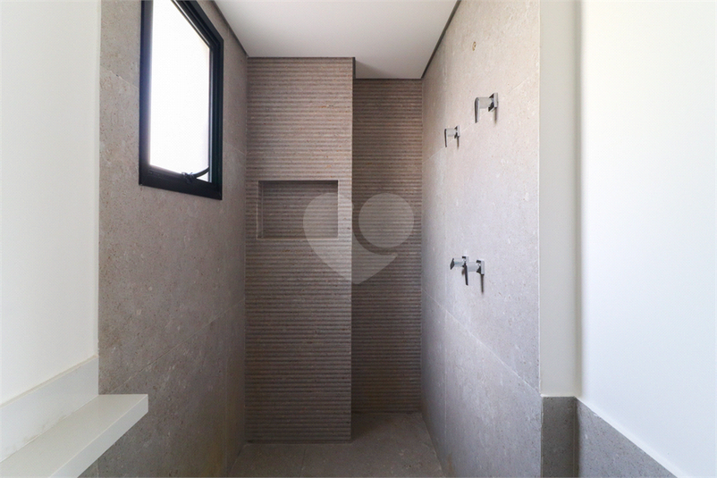 Foto REO637602