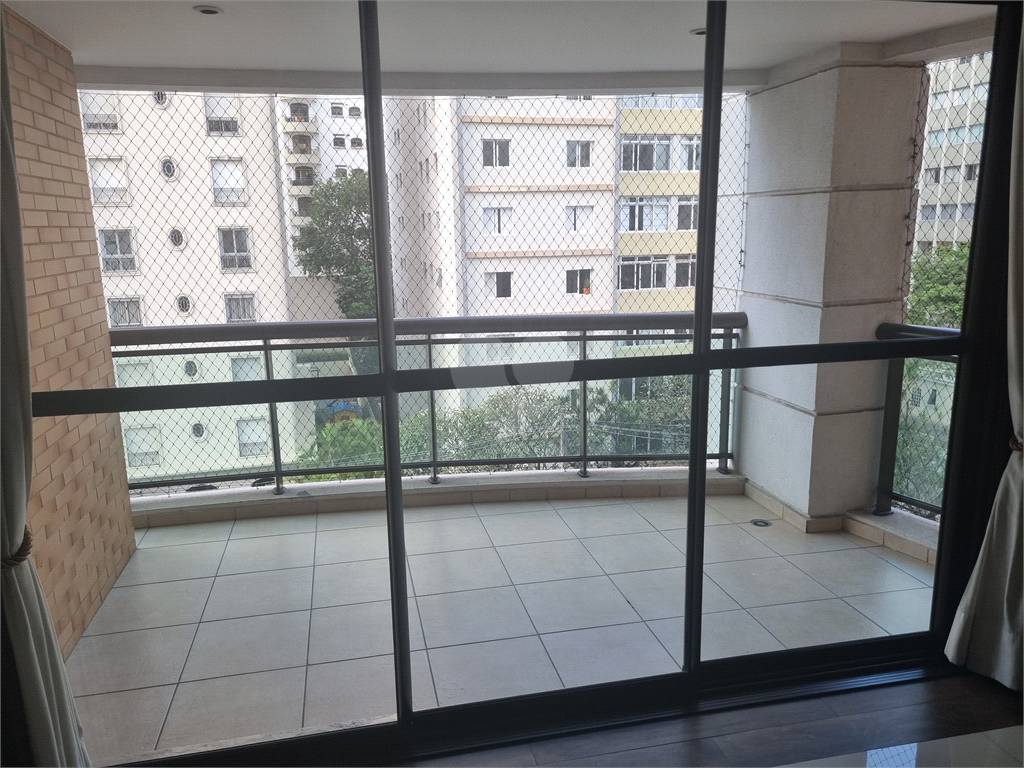 Venda Duplex São Paulo Jardim Paulista REO637613 33