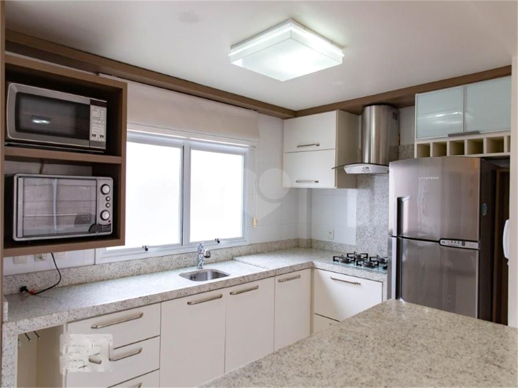 Venda Apartamento Porto Alegre Independência REO638113 7