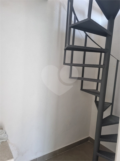 Foto REO638374