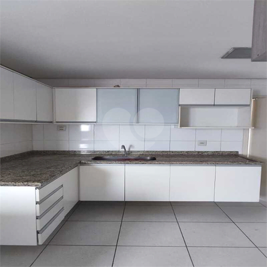Foto REO638961