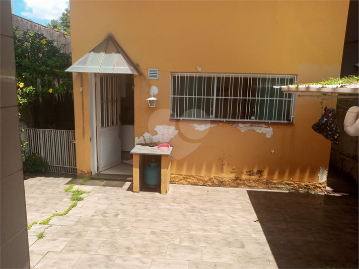 Foto REO638972