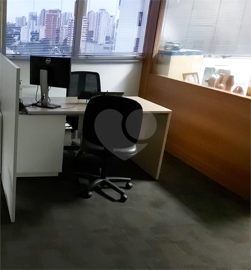 Foto REO639080