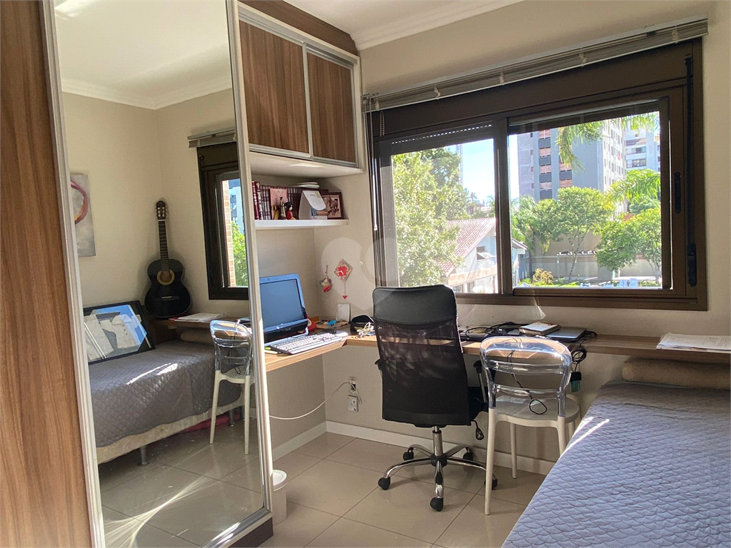 Venda Apartamento Porto Alegre Tristeza REO639092 11