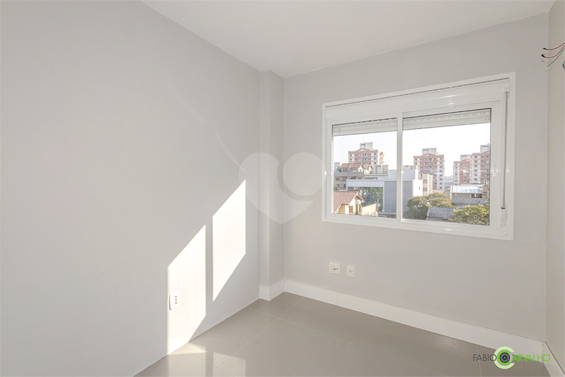 Foto REO639419