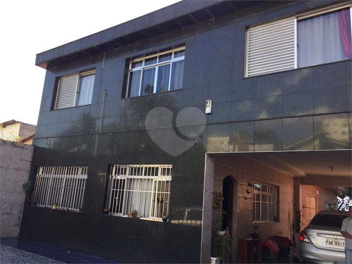 Foto REO640741