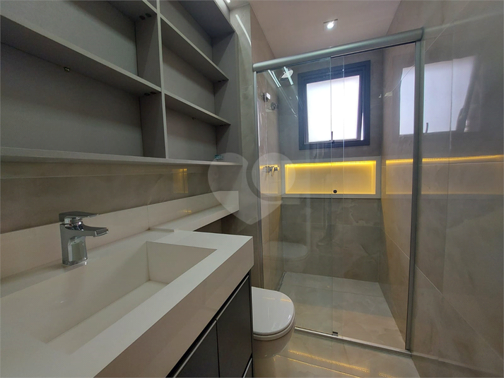 Foto REO641273