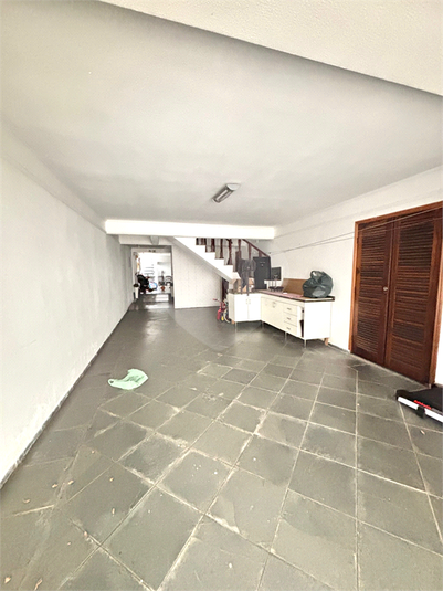 Foto REO641276