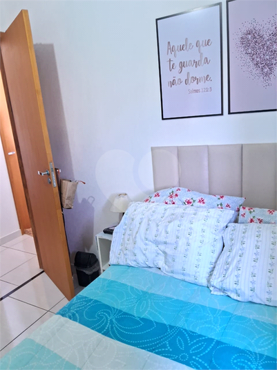 Foto REO641311