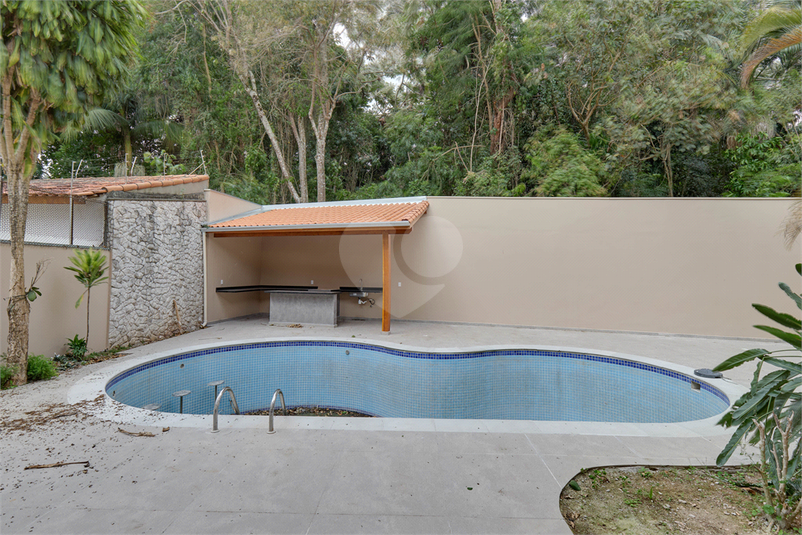 Foto REO641374