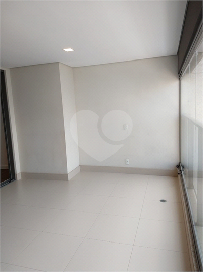 Foto REO641554
