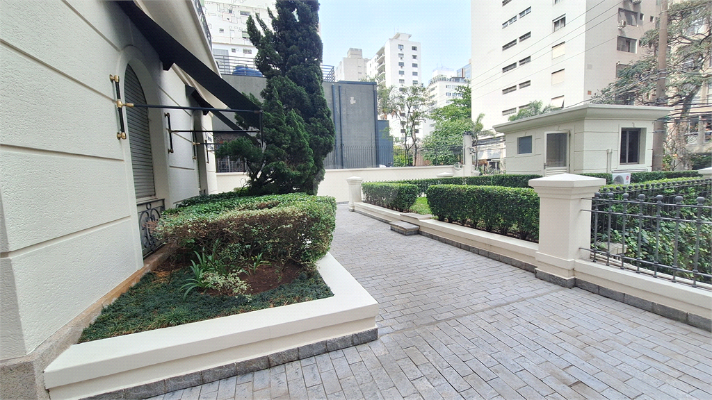 Venda Apartamento São Paulo Cerqueira César REO641569 31