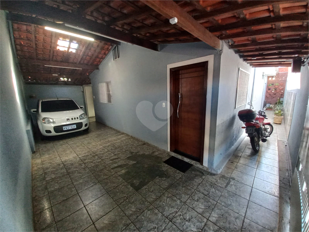 Venda Casa térrea São Carlos Parque Santa Felícia Jardim REO641577 3