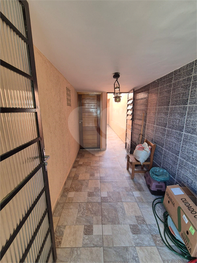 Foto REO641762