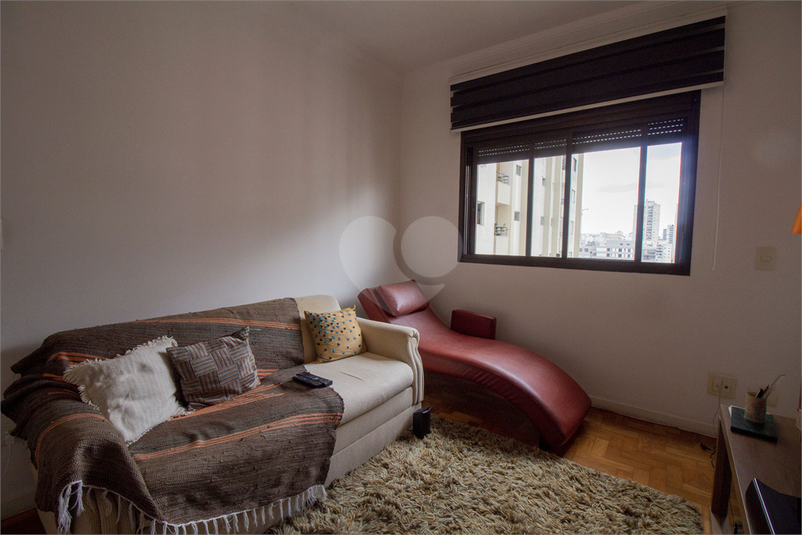 Foto REO641941