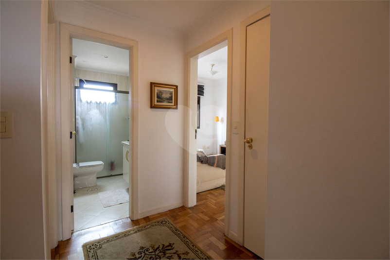 Foto REO641941