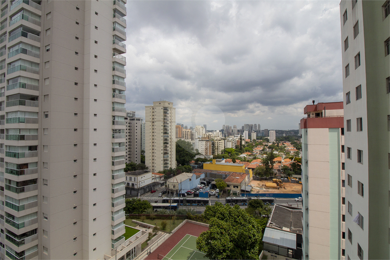 Foto REO641941
