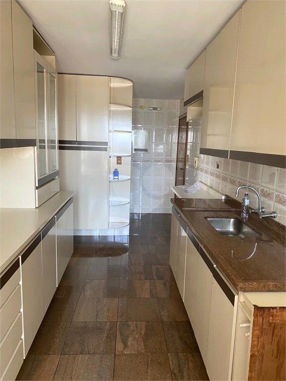 Venda Apartamento São Paulo Santana REO642224 7