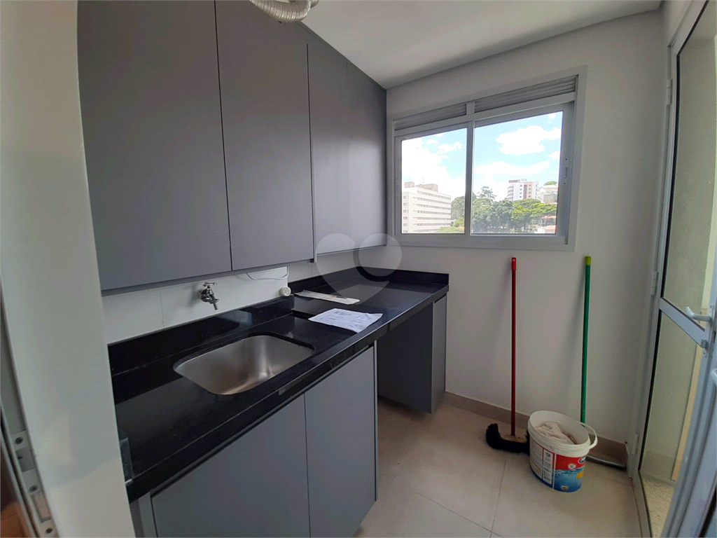 Venda Apartamento São Paulo Santana REO642801 3