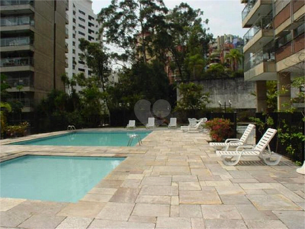 Venda Apartamento São Paulo Real Parque REO643021 15