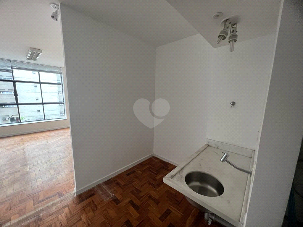 Venda Salas São Paulo Vila Buarque REO643167 20