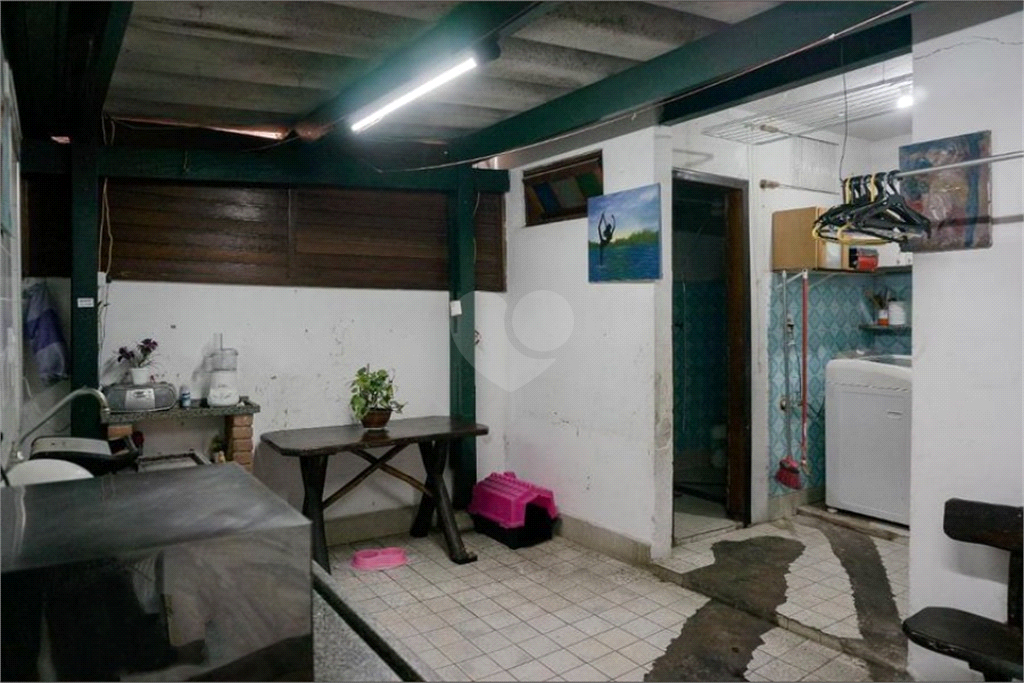 Venda Condomínio São Paulo Santana REO643782 35