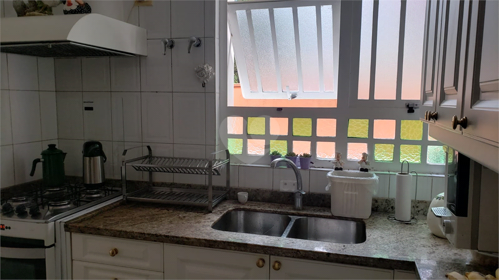 Venda Sobrado São Paulo Bela Vista REO646547 25