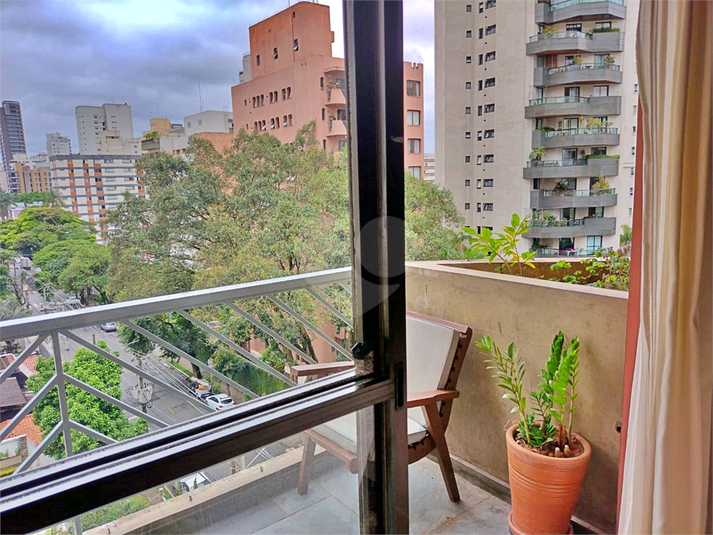 Foto REO646951