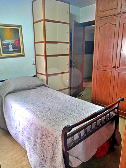 Foto REO646951