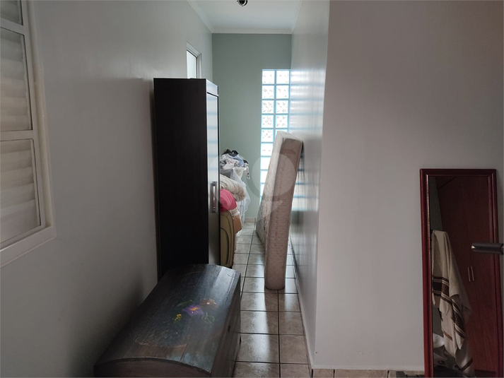 Foto REO647165