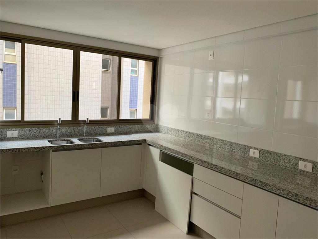 Venda Apartamento Belo Horizonte Funcionários REO647453 32