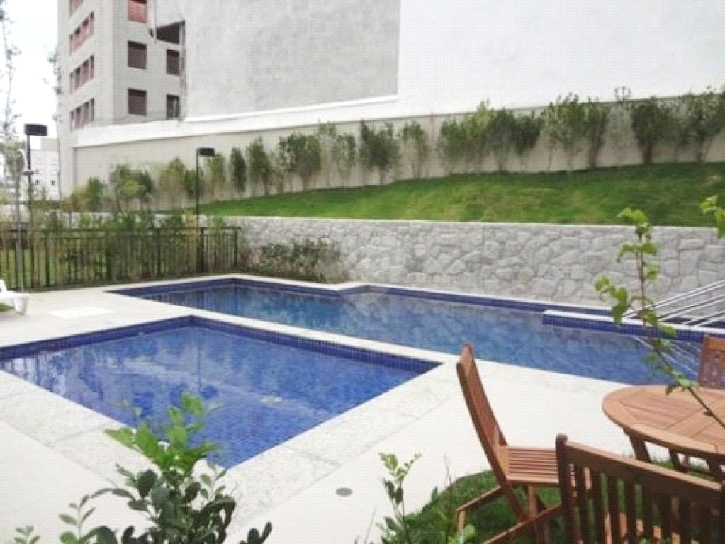 Venda Apartamento São Paulo Carandiru REO647712 13