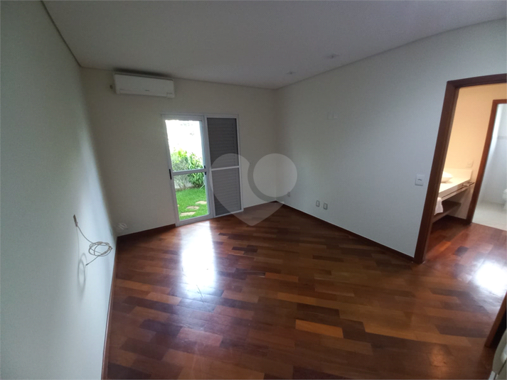 Foto REO648216
