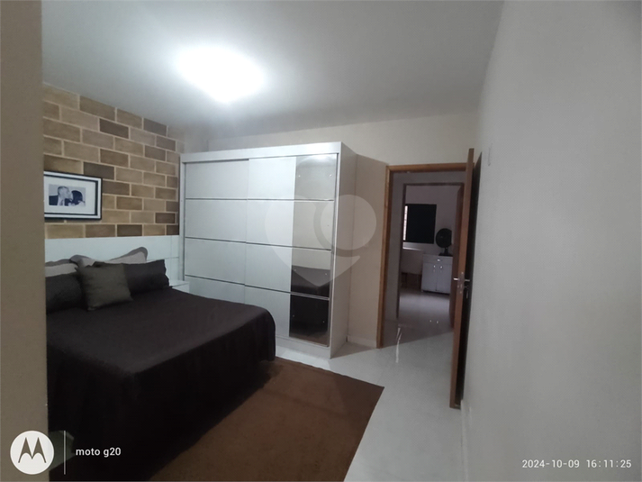 Foto REO649178