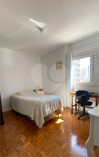 Foto REO650224