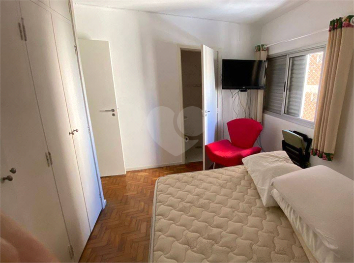 Foto REO650224