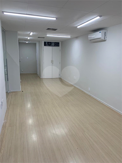 Foto REO650242
