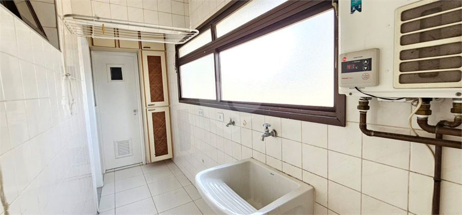Foto REO65054