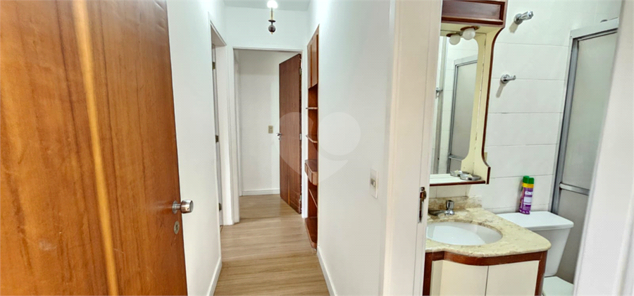 Foto REO65054