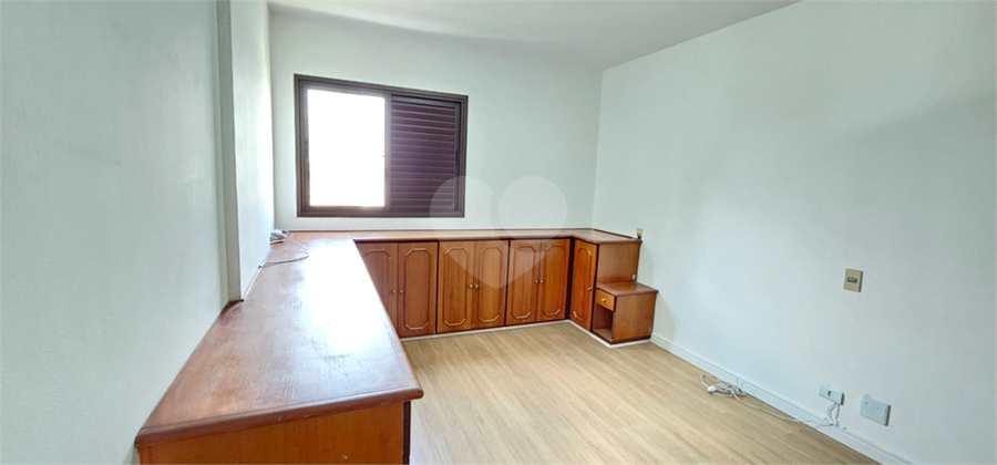 Foto REO65054
