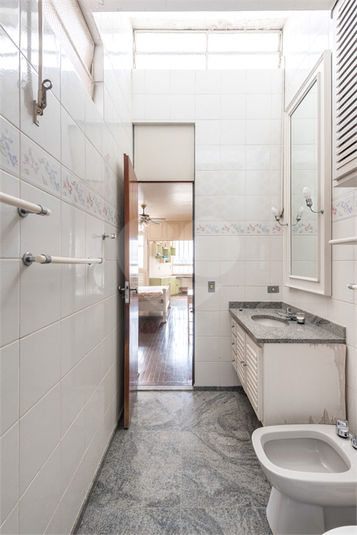 Foto REO650907