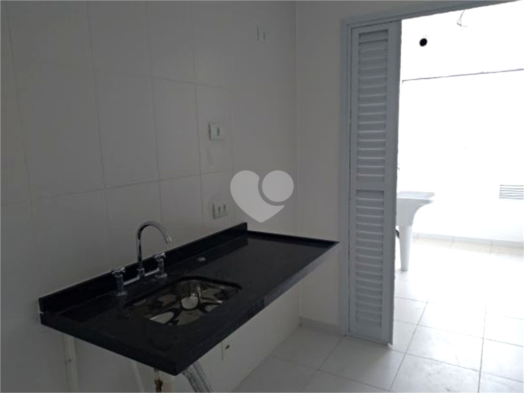 Venda Apartamento São Paulo Quarta Parada REO651498 3