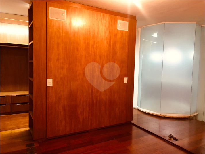 Foto REO651716