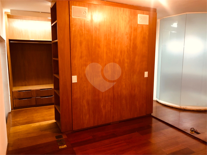 Foto REO651716
